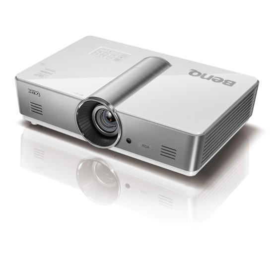 Projector SX920+
